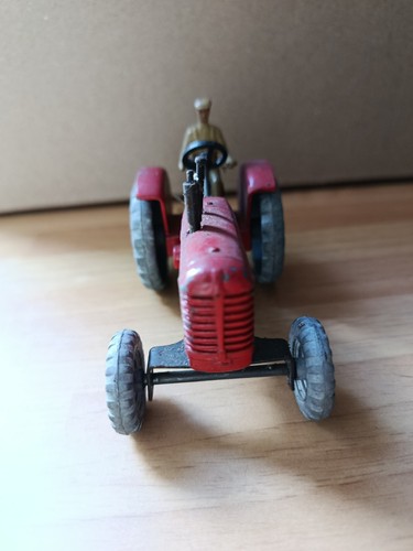 Dinky toys massey harris - dinky, massey-harris